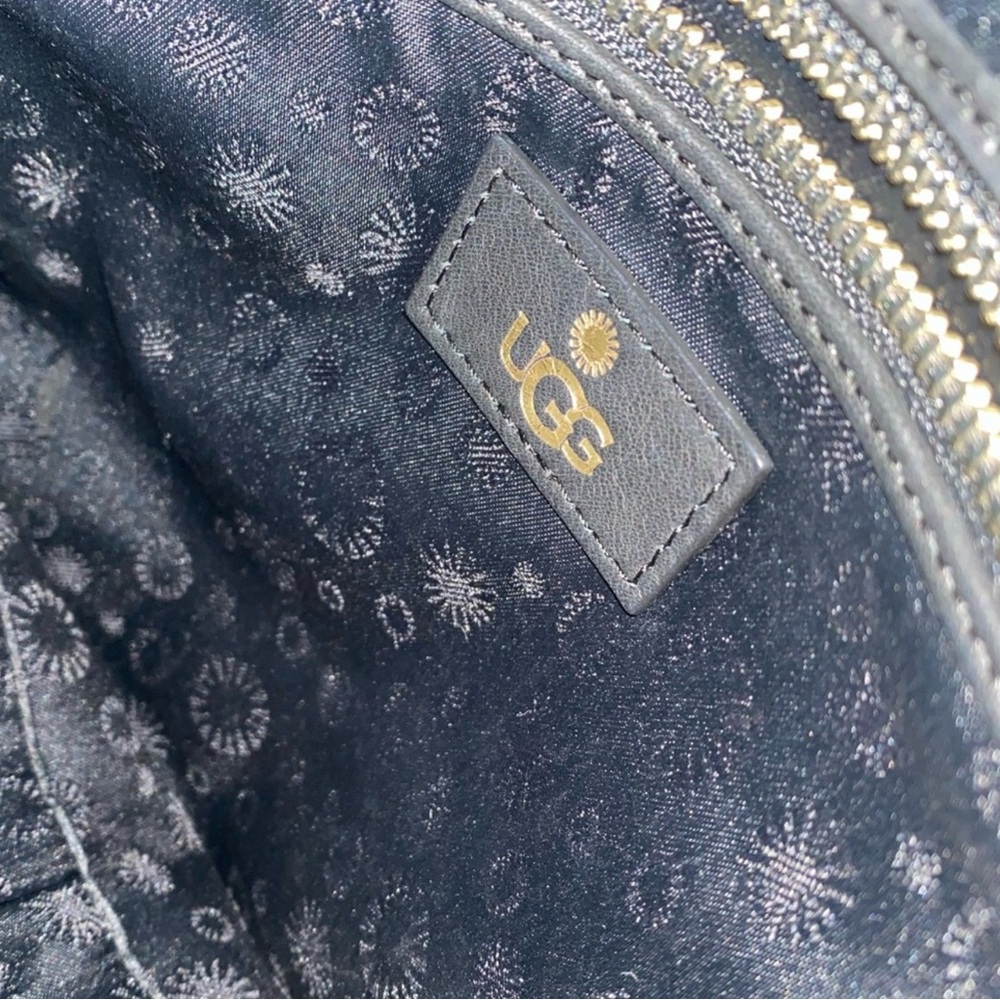 UGG Black Genuine Cow Hide Leather Tote Bag - Picture 4 of 7